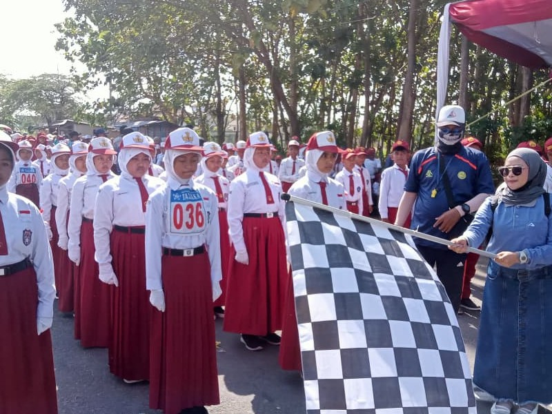 LOMBA GERAK JALAN TINGKAT KECAMATAN